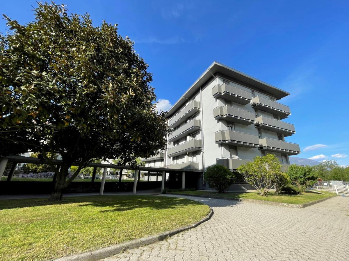 Appartamento La Baita Case Sondrio Fiume - Affitti Brevi Italia المظهر الخارجي الصورة